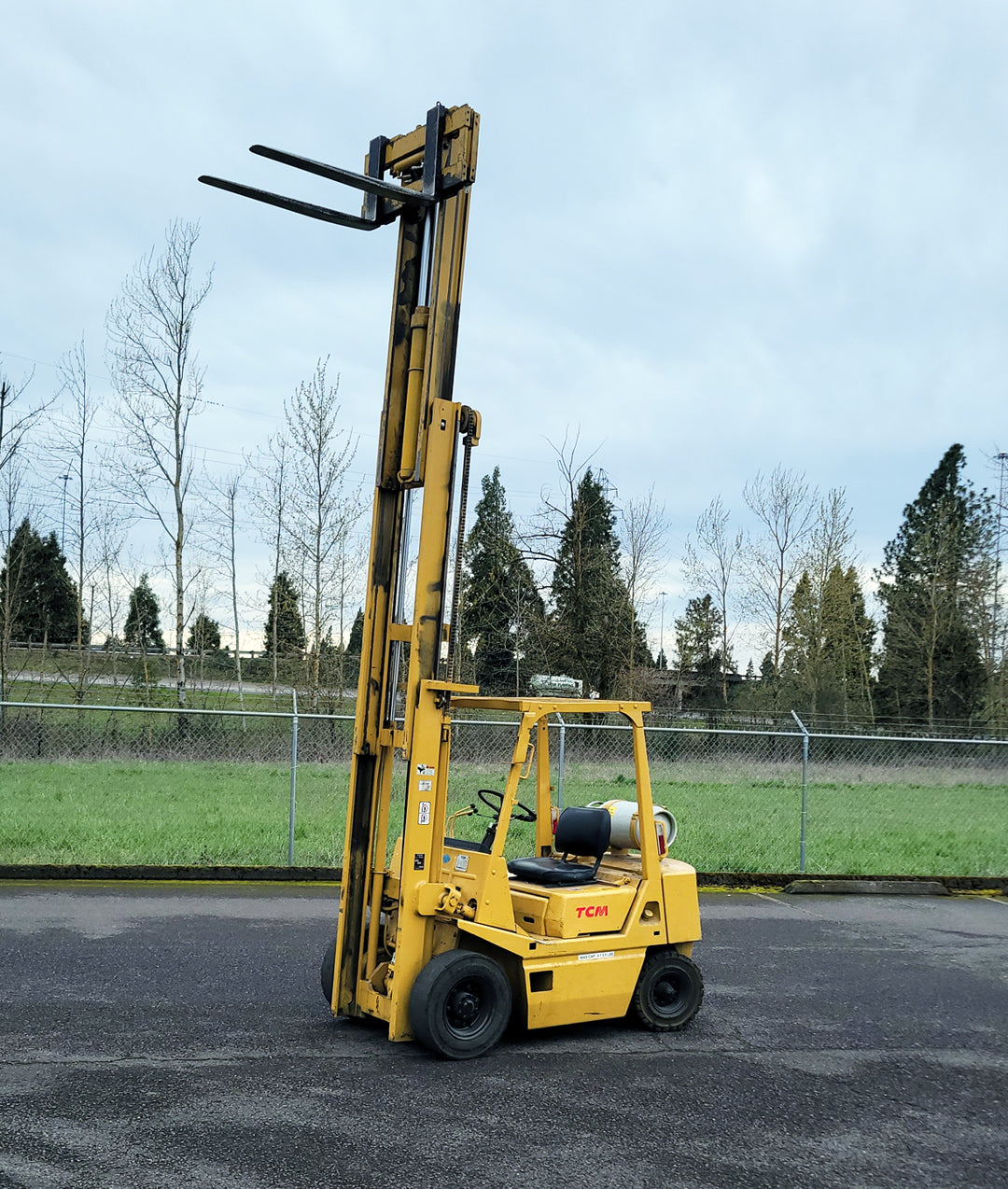 TCM Model FG25N2 189" Forklift
