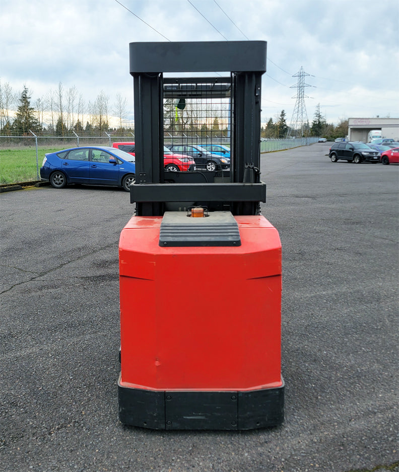 Runs Great! Raymond OPC30TT Order Picker / Forklift