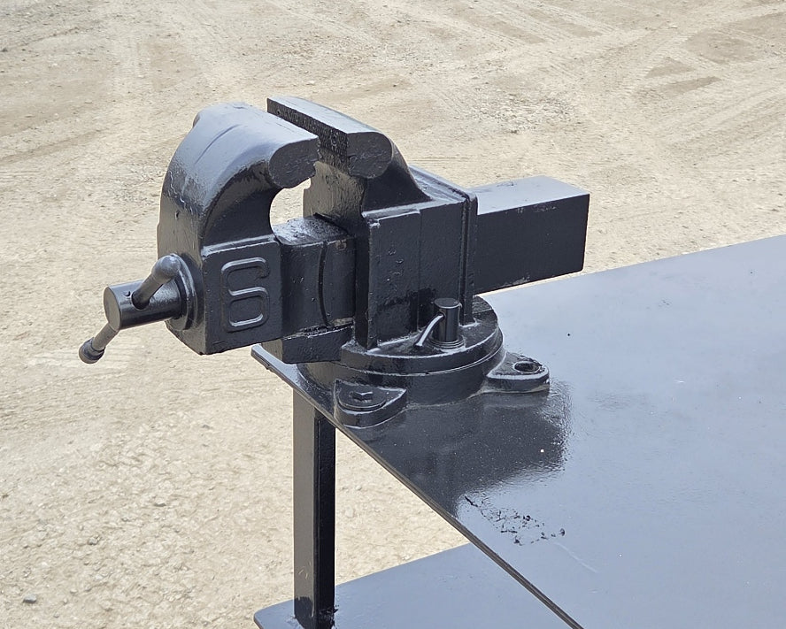 Heavy-Duty Steel Work Bench w/ 6" Jet Vise
