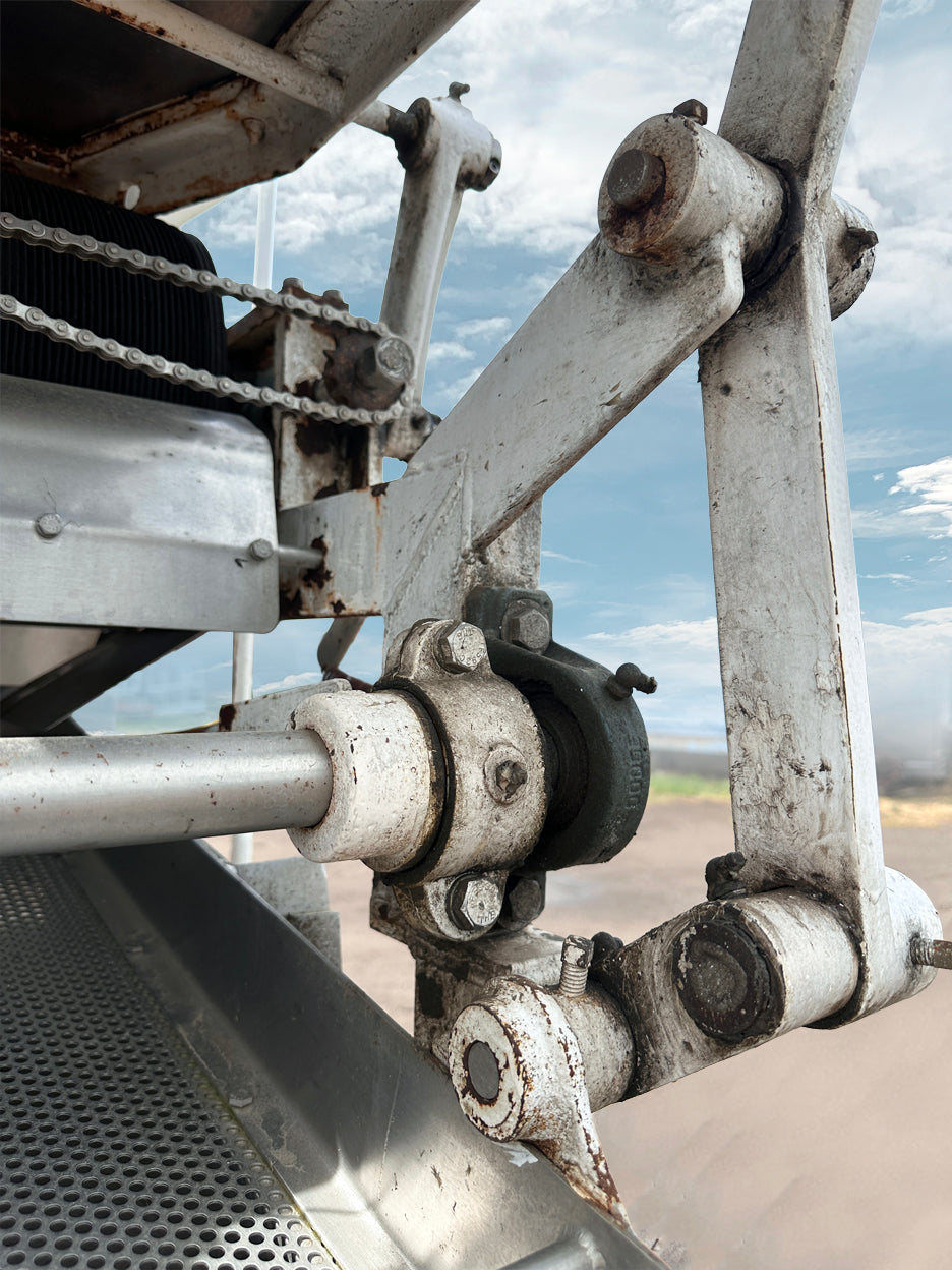 Elliott Mfg. Co. Vibrating Shaker / Dewatering Conveyor Chute