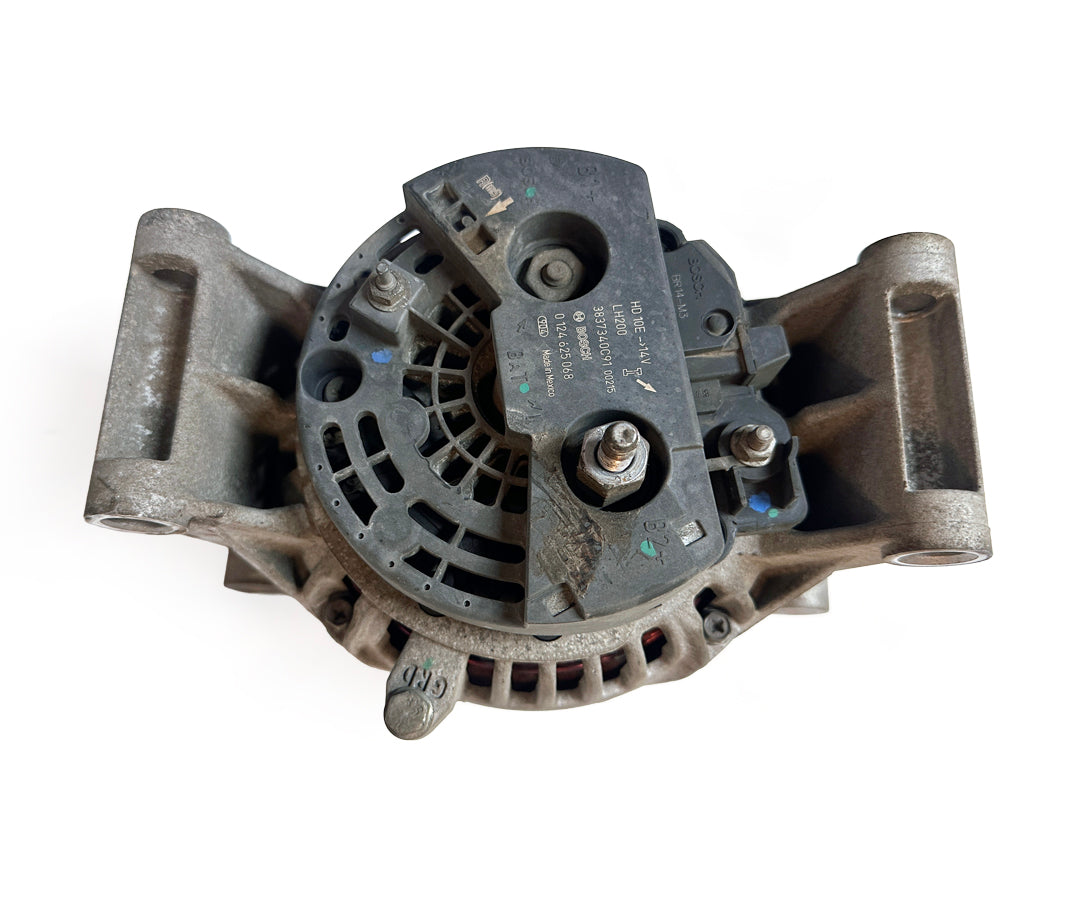 Bosch 0 124 625 068 Alternator Assembly