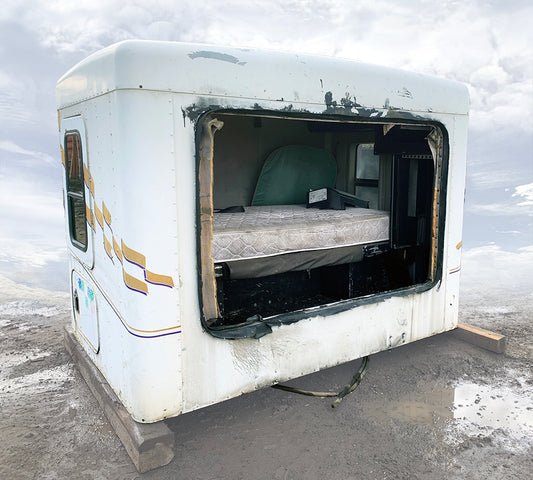 1995 Freightliner Truck Sleeper Cab