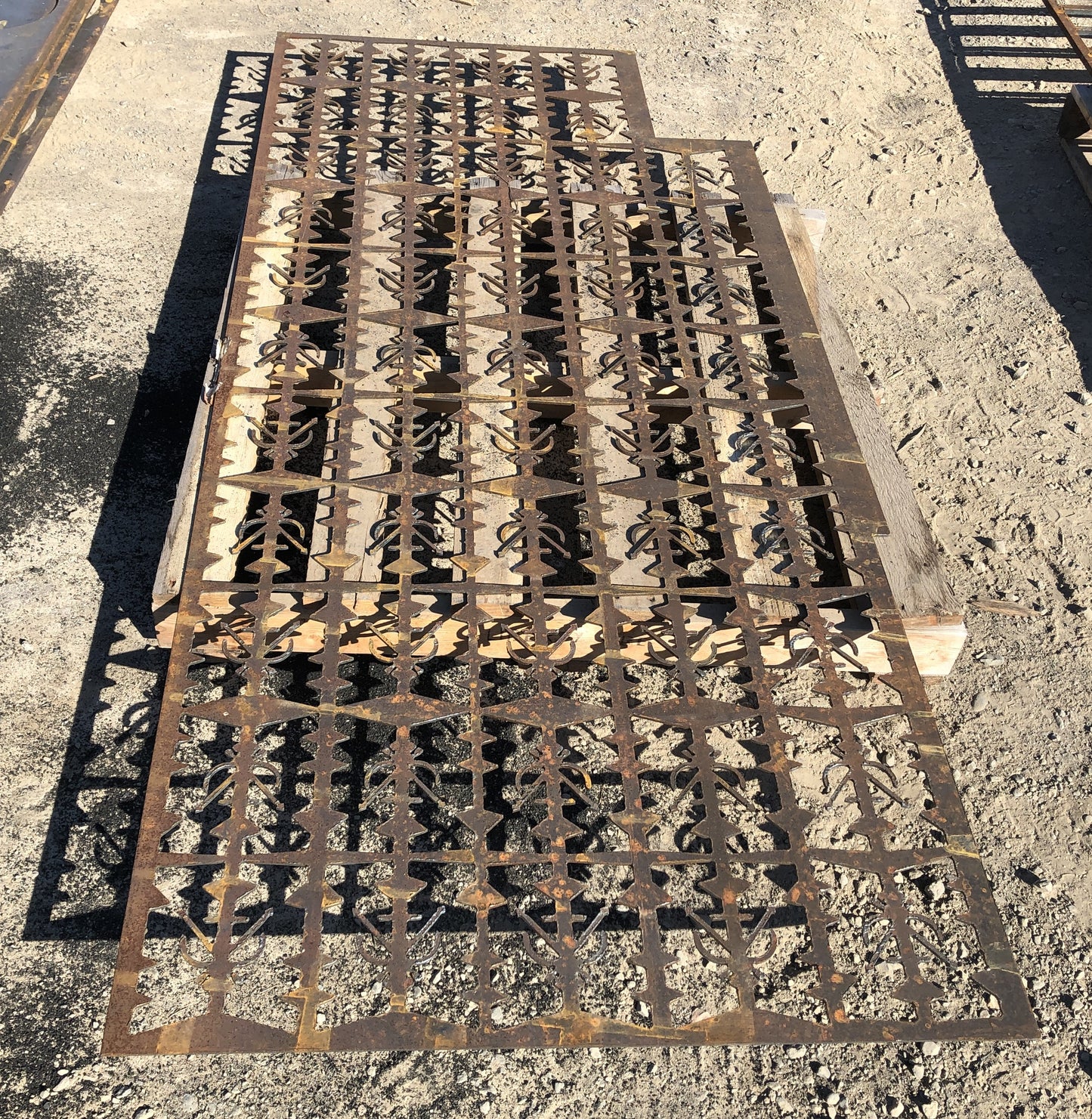 Fire-cut Steel Skeletons/Grating  |  Multiple Sizes & Designs Available