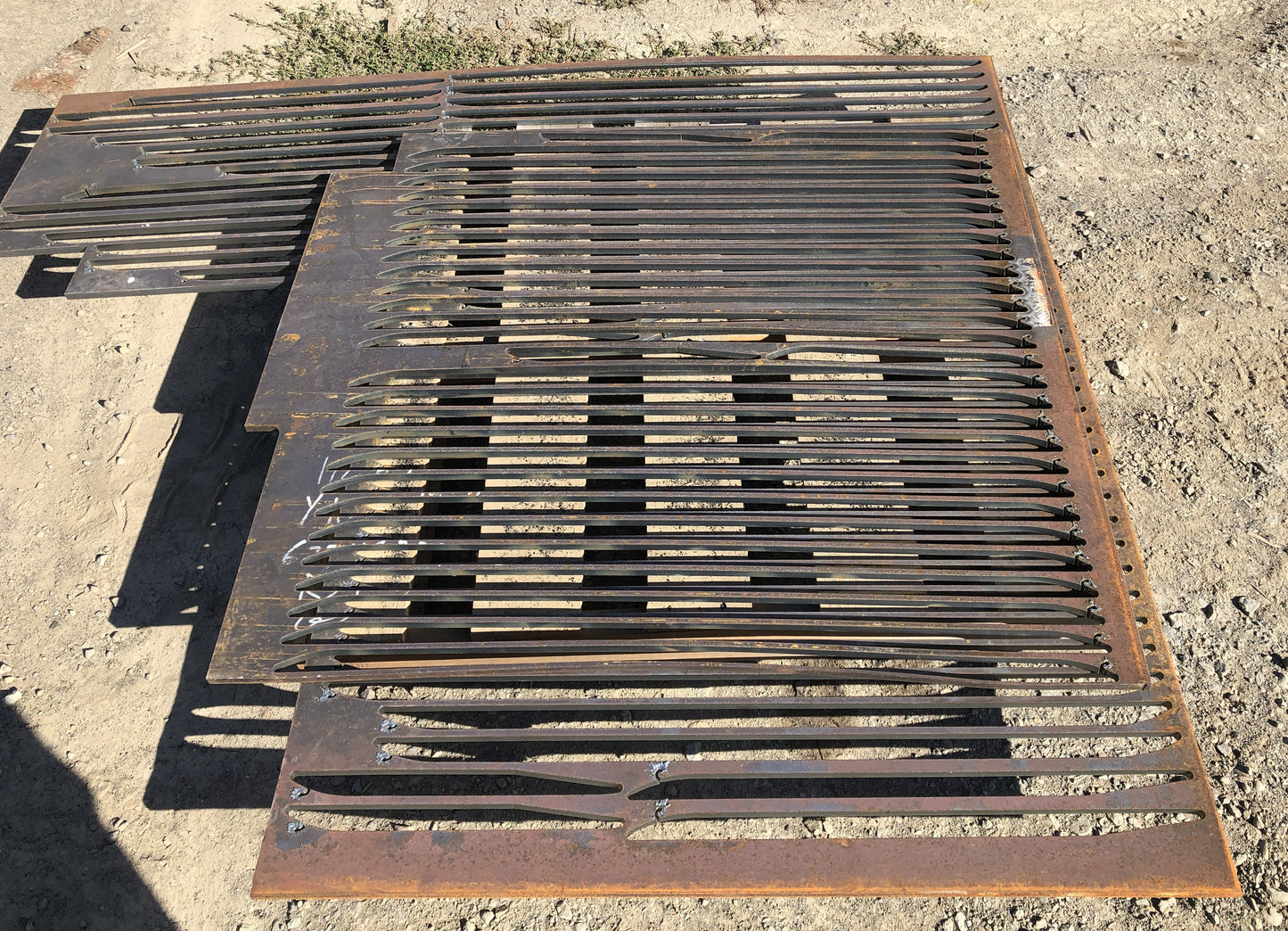 Fire-cut Steel Skeletons/Grating  |  Multiple Sizes & Designs Available