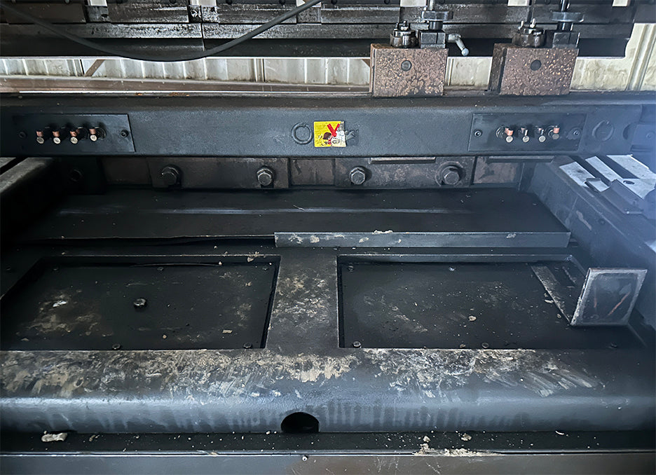 AMADA 55-Ton Hydraulic Press Brake ~ Model #RG-50