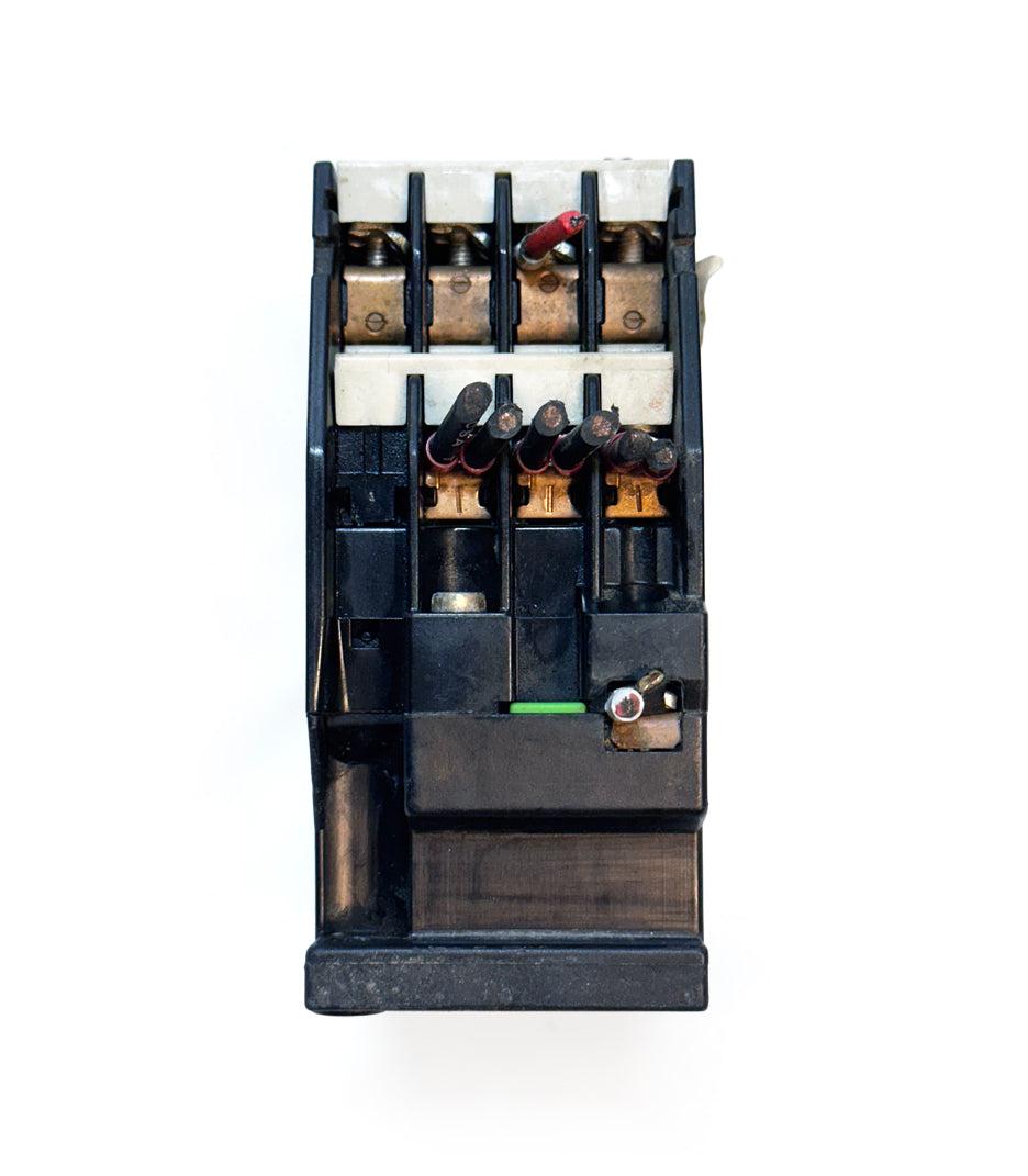 Siemens 3TB41 17-0A Contactor Relay