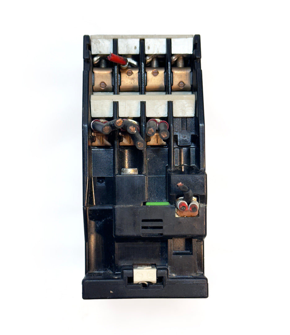 Siemens 3TB41 17-0A Contactor Relay