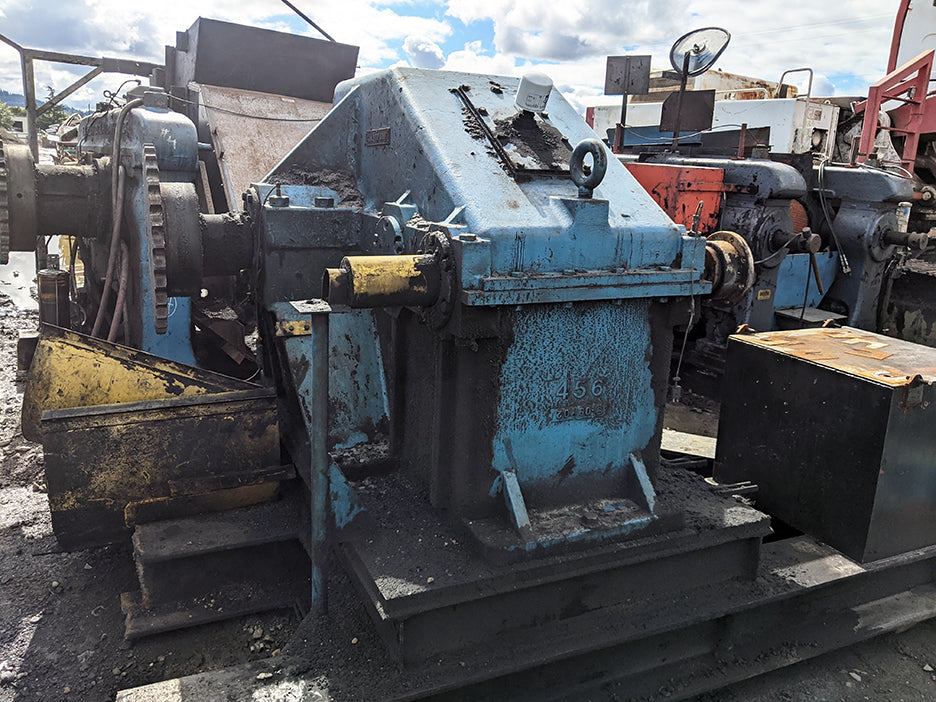 Your Choice - 1 Cracker Mill & 1 Gear Box