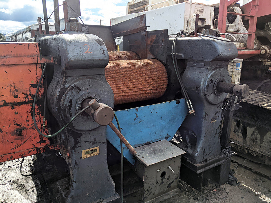 Your Choice - 1 Cracker Mill & 1 Gear Box
