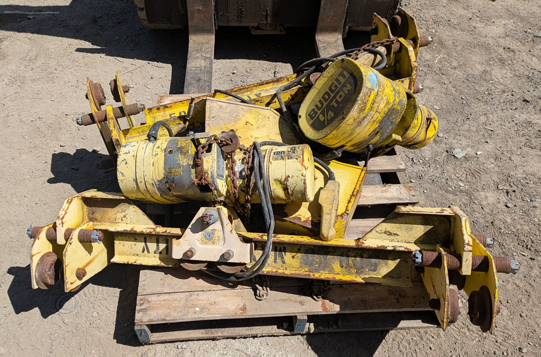 2 Budgit 500 Lb Hoists