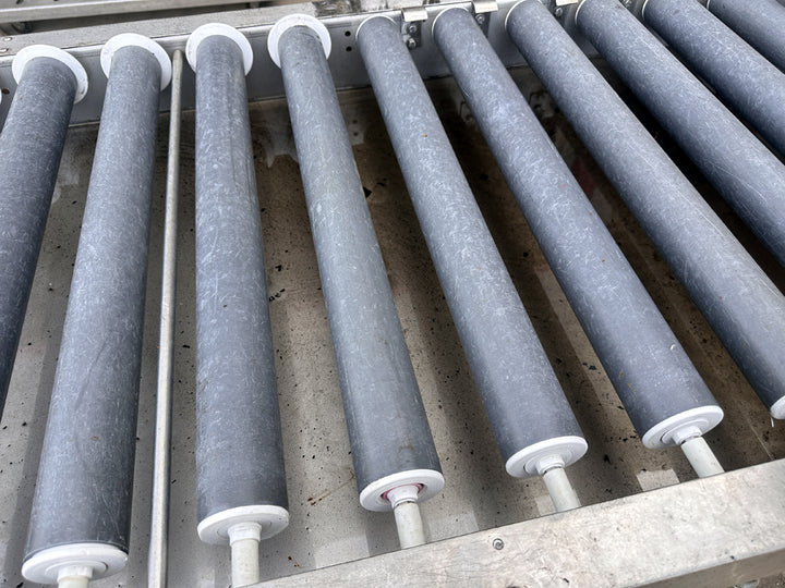 Steris Corporation Gravity Roller Conveyor Table