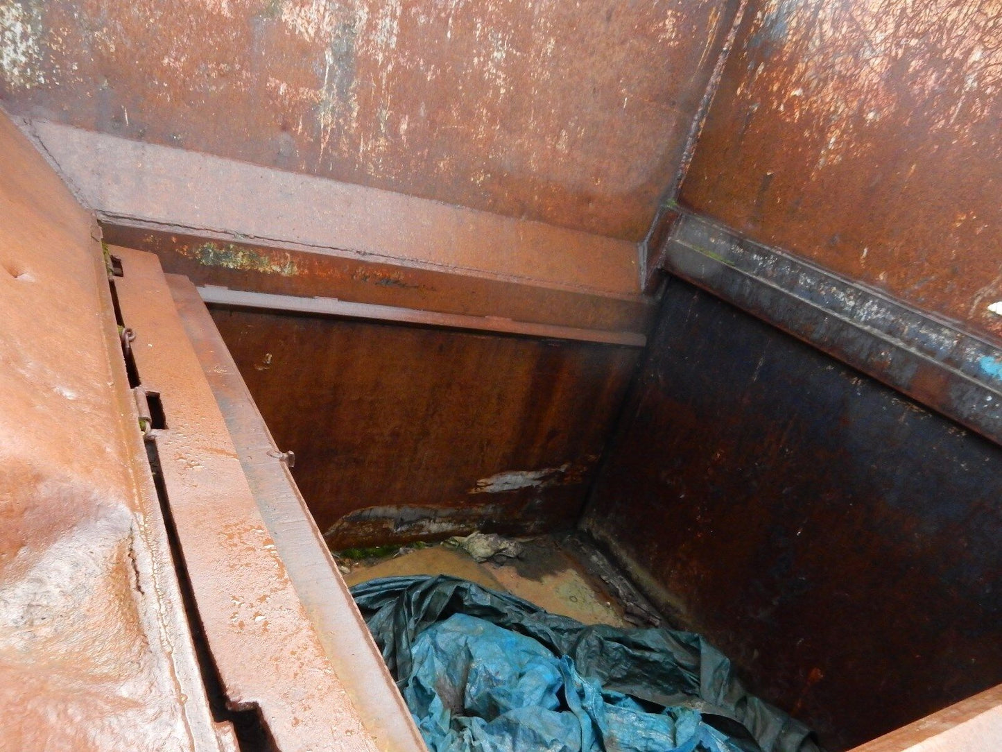 AG Horizontal Closed Door Garbage / Cardboard Compactor / Crusher