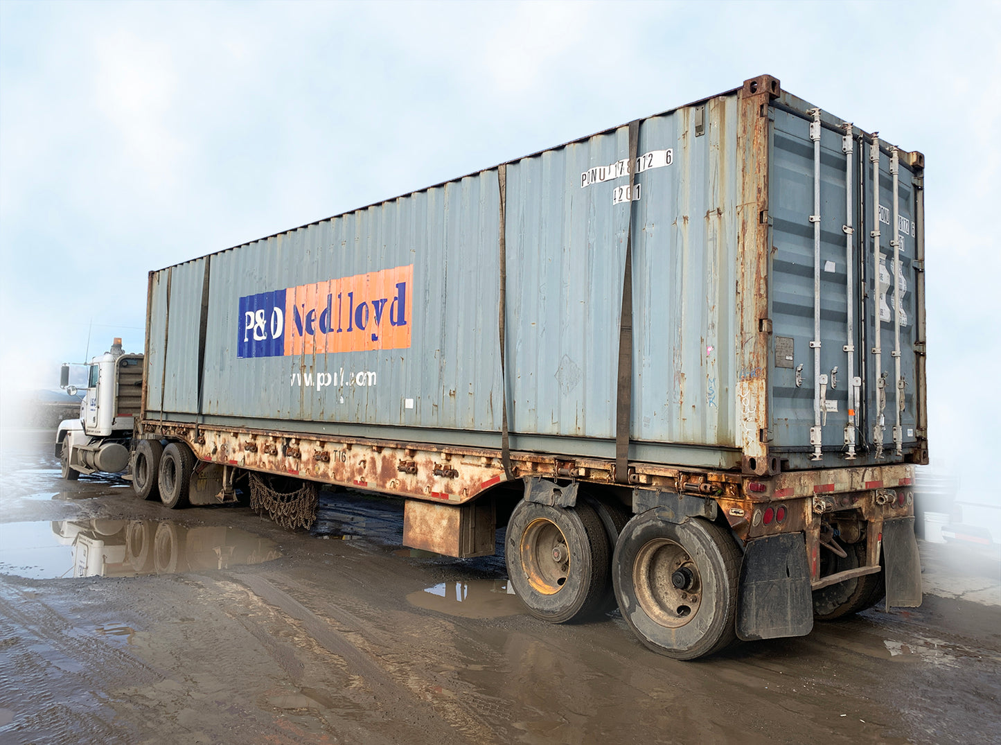 40' Shipping Container