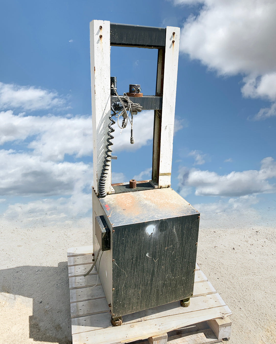 United Universal Testing Machine