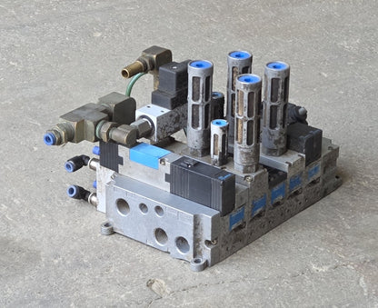Festo Industrial Pneumatic Air Valve Manifold Assembly 24VDC