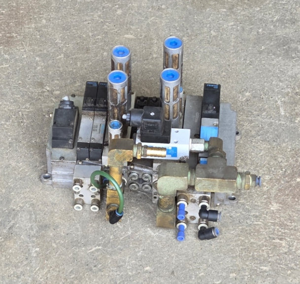 Festo Industrial Pneumatic Air Valve Manifold Assembly 24VDC