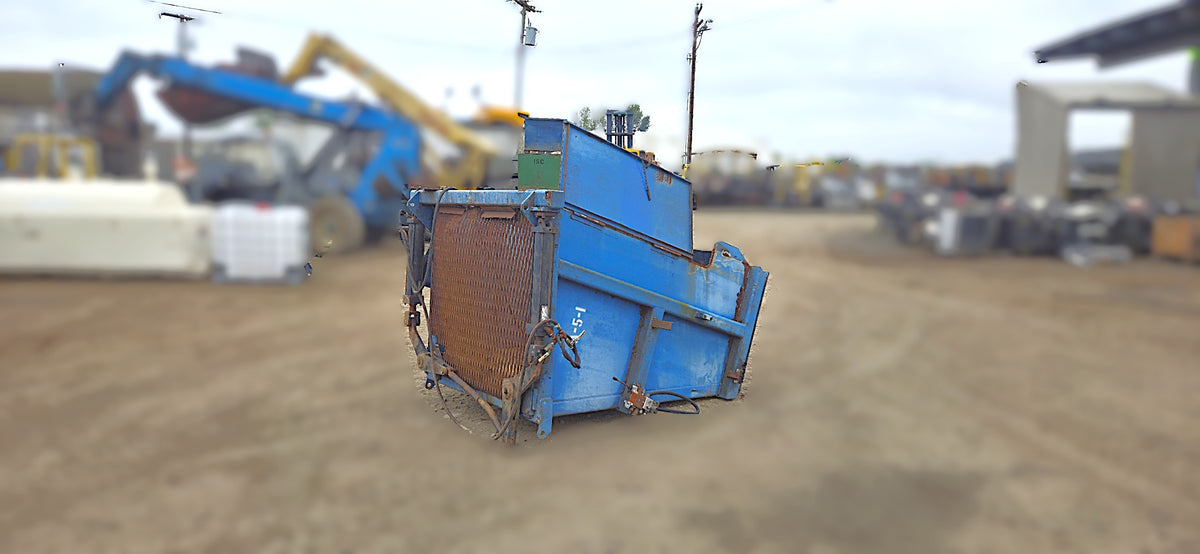 Heavy-Duty Industrial Wood Hog Bark Grinder with Hydraulic Feed Hopper