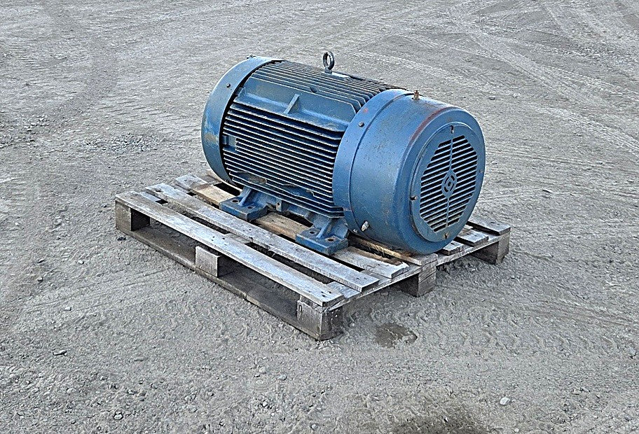 Siemens RGZEESD 200HP 460V 3-Phase 1785 RPM Motor