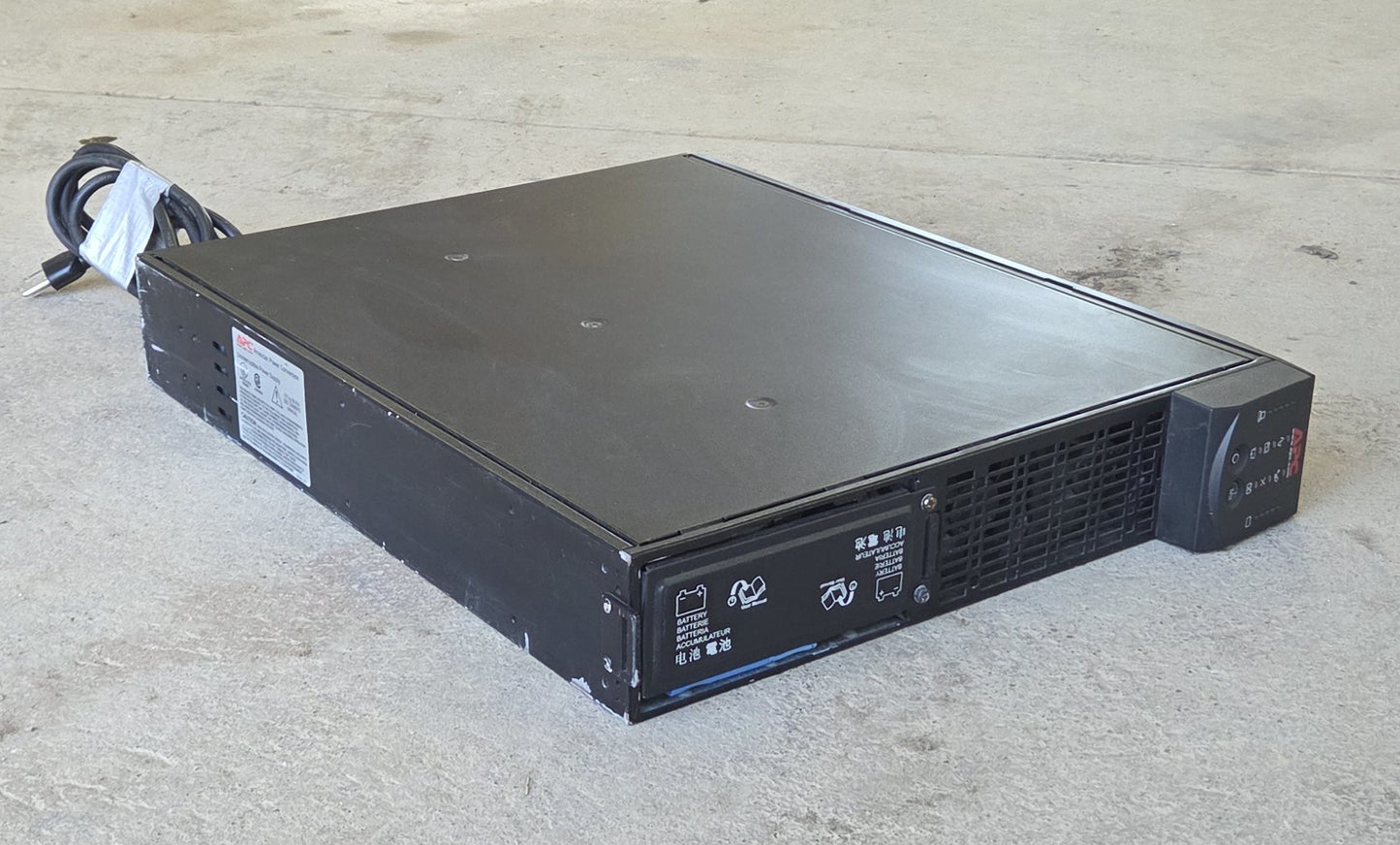 APC Smart-UPS 2U rackmount battery backup power supply