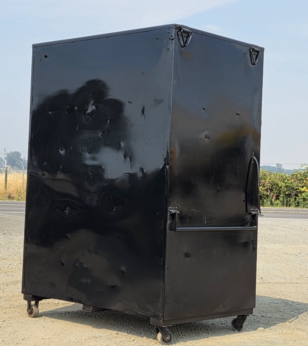 Knaack Heavy Duty Rolling Steel Jobsite Tool Box Cabinet With Outlets