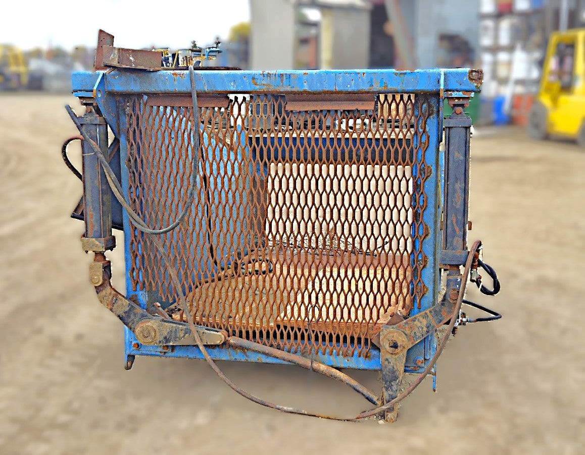 Heavy-Duty Industrial Wood Hog Bark Grinder with Hydraulic Feed Hopper