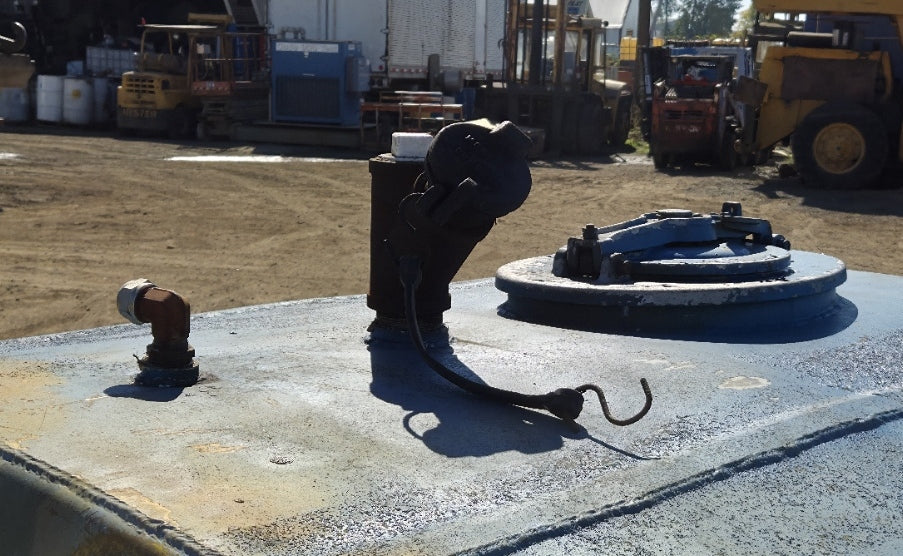 Bulk Oil Storage Aluminum Tanks Skid Mounted with Cam-Lock Hatch