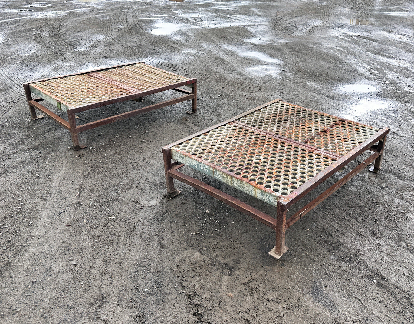 Heavy-Duty Steel Work / Stand Platforms