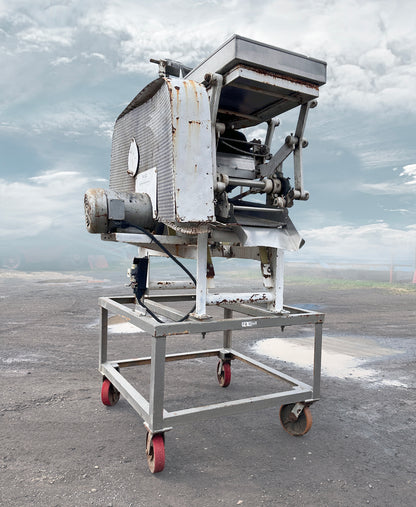 Elliott Mfg. Co. Vibrating Shaker / Dewatering Conveyor Chute