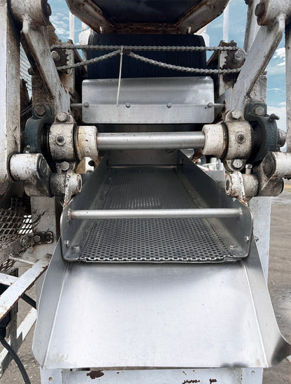 Elliott Mfg. Co. Vibrating Shaker / Dewatering Conveyor Chute