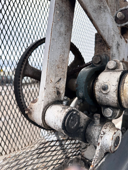 Elliott Mfg. Co. Vibrating Shaker / Dewatering Conveyor Chute