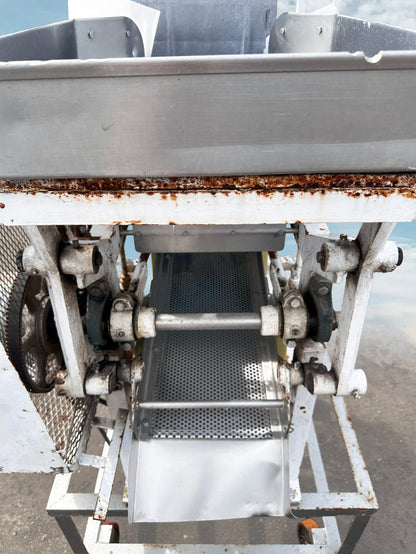Elliott Mfg. Co. Vibrating Shaker / Dewatering Conveyor Chute
