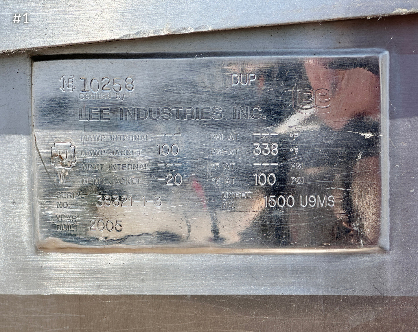 LEE Industries 1500-Gallon Vertical Jacketed Stainless Steel Mixing Tanks