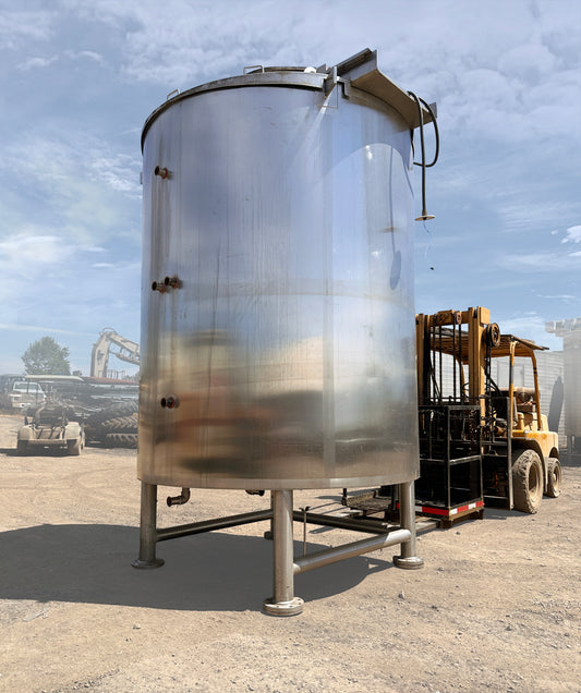 LEE Industries 1500-Gallon Vertical Jacketed Stainless Steel Mixing Tanks
