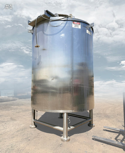 LEE Industries 1500-Gallon Vertical Jacketed Stainless Steel Mixing Tanks