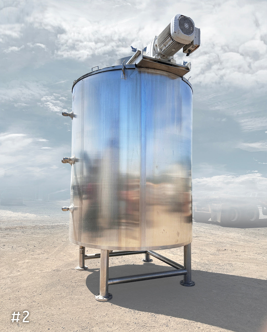 LEE Industries 1500-Gallon Vertical Jacketed Stainless Steel Mixing Tanks