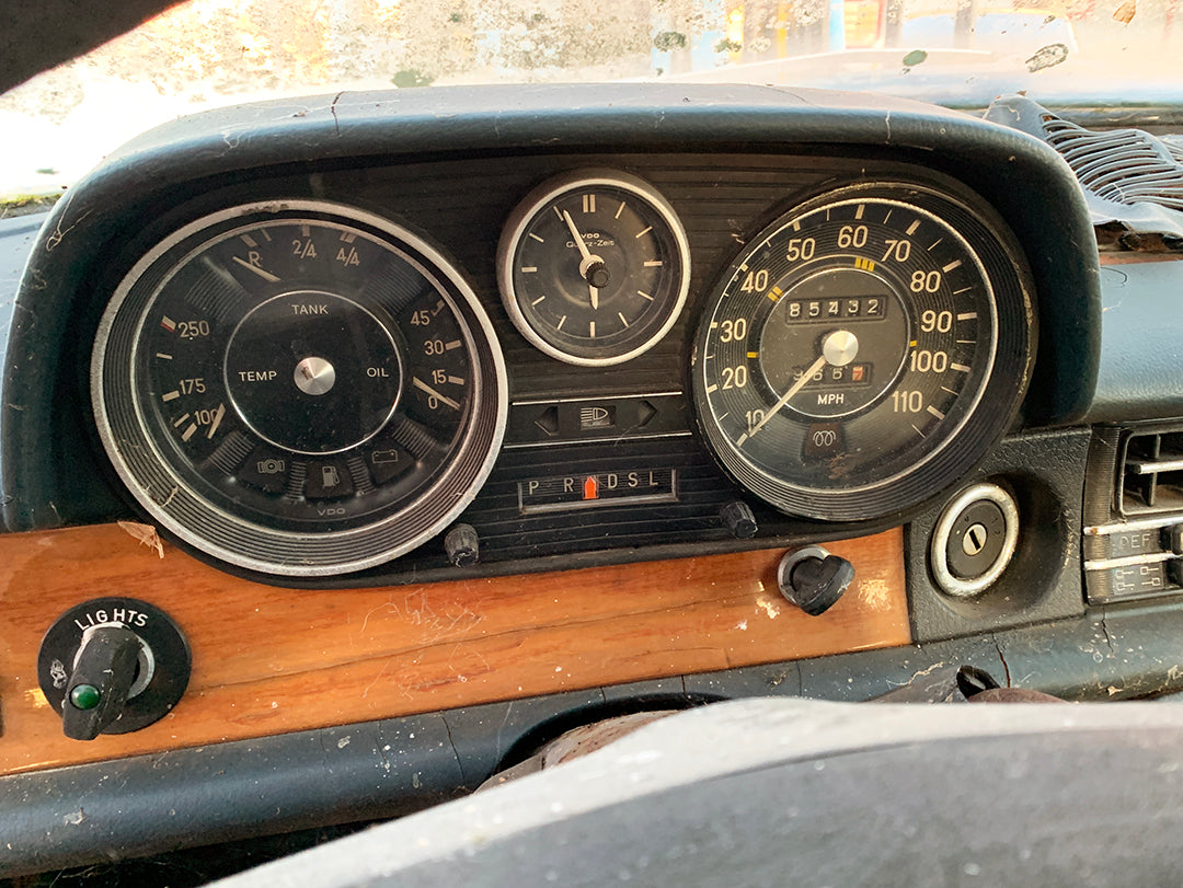 For PARTS ~ 1975 Mercedes-Benz 300D