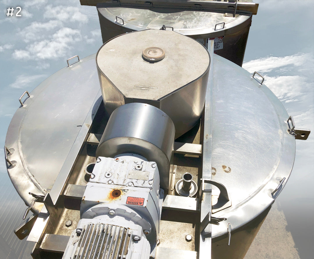 LEE Industries 1500-Gallon Vertical Jacketed Stainless Steel Mixing Tanks