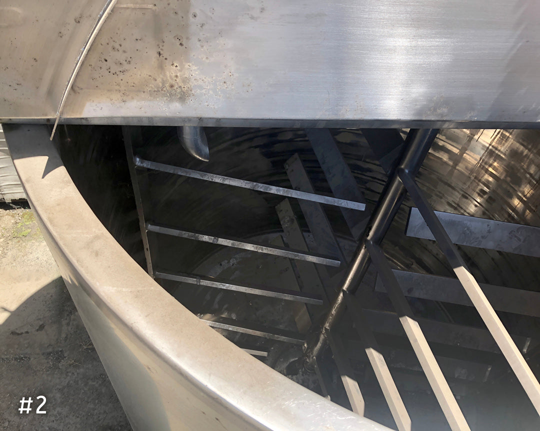 LEE Industries 1500-Gallon Vertical Jacketed Stainless Steel Mixing Tanks