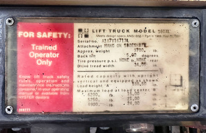 Hyster 3-Stage Mast with Forks