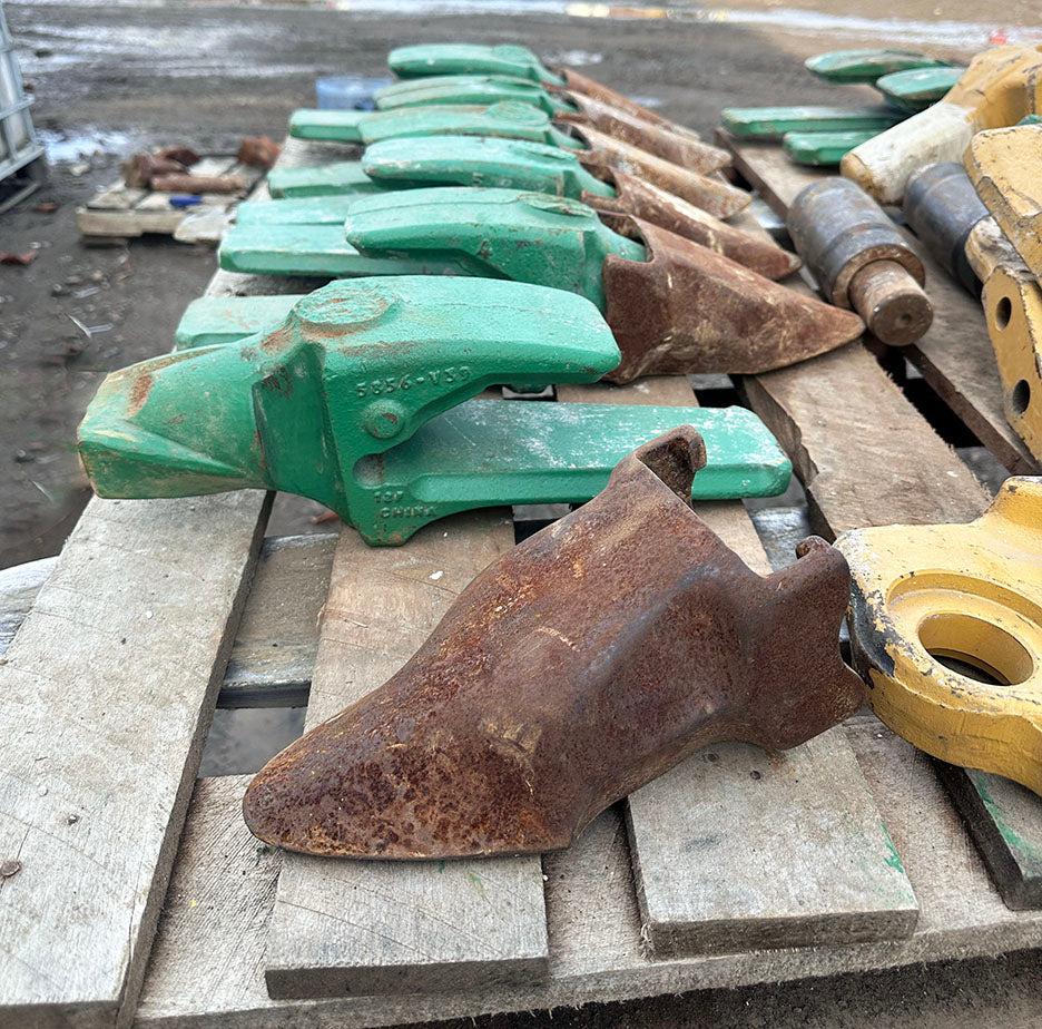 CAT / ESCO [John Deere] Bucket Teeth, Adapters, & Armor