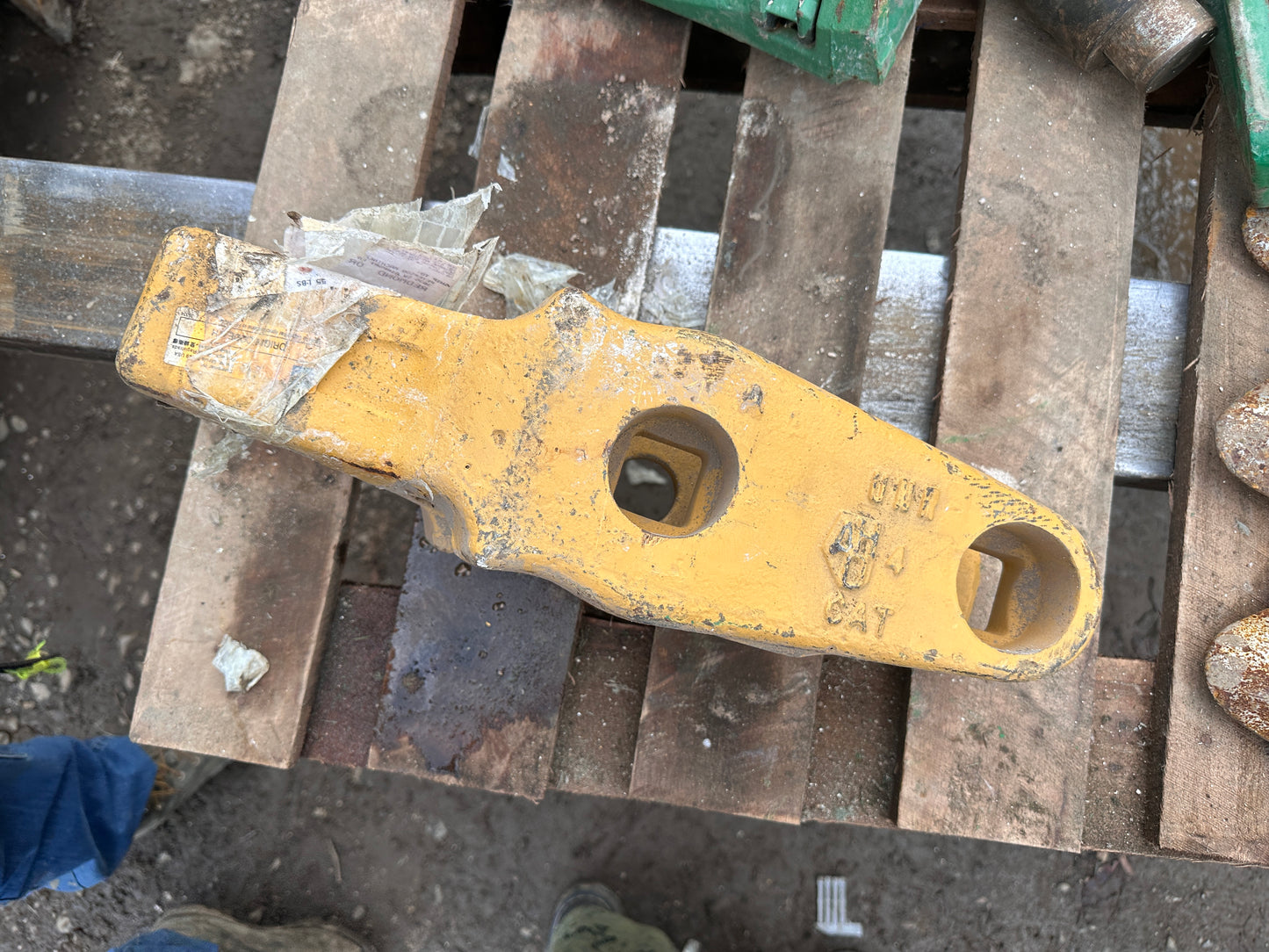 CAT / ESCO [John Deere] Bucket Teeth, Adapters, & Armor