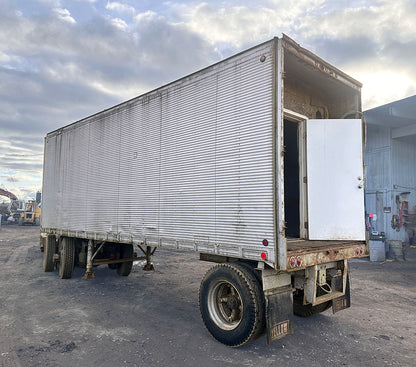 Freuhauf Dry Van / Trailer
