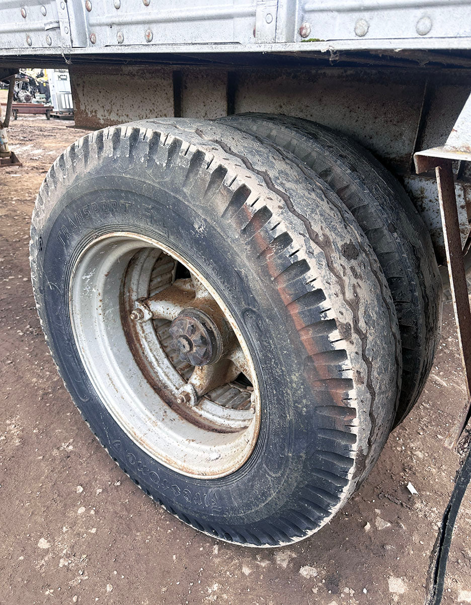 Freuhauf Dry Van / Trailer