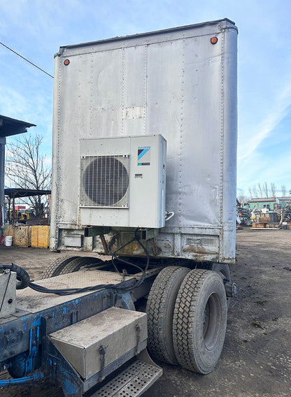 Freuhauf Dry Van / Trailer