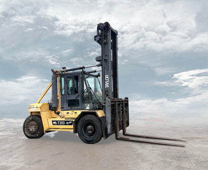 Taylor T250S "Big Red" Forklift