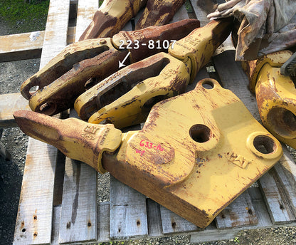 CAT / ESCO [John Deere] Bucket Teeth, Adapters, & Armor