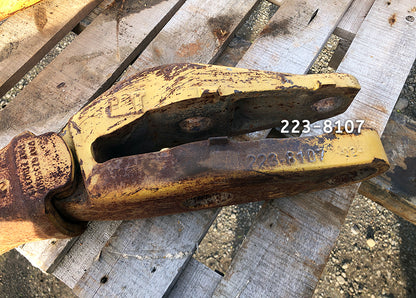 CAT / ESCO [John Deere] Bucket Teeth, Adapters, & Armor