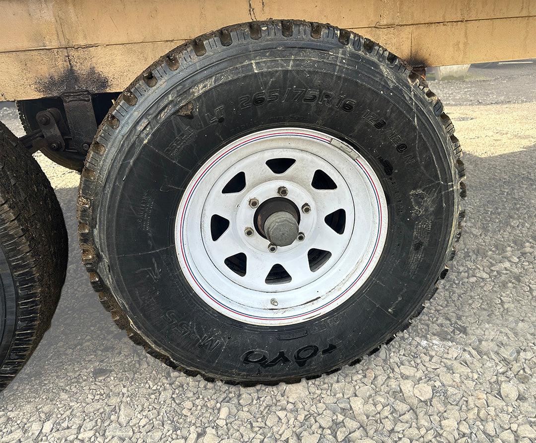 Heavy-Duty 20'8" x 96" Tandem Axle Gooseneck Trailer