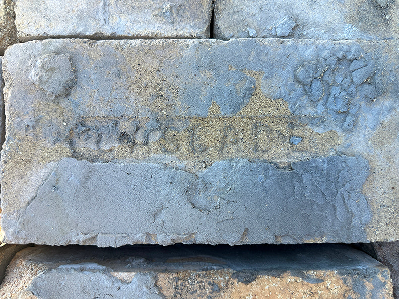Heavy Duty Refractory Fire Bricks - Interlocking & Straight Styles