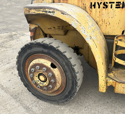 2008 Hyster H150H Forklift w/ Sideshift, Tilt, Fork Positioners